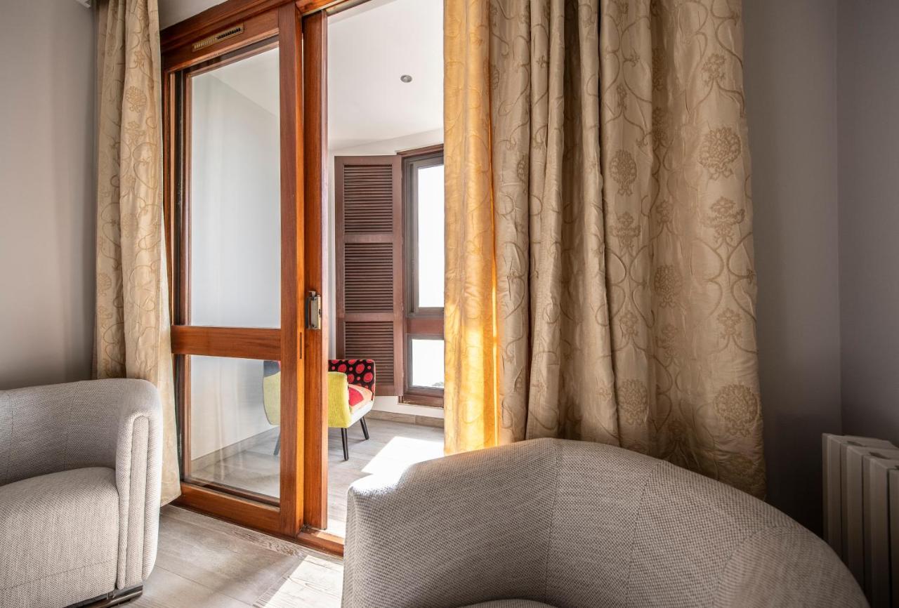 Appartement Front De Mer Hyper Centre Ajaccio  Esterno foto